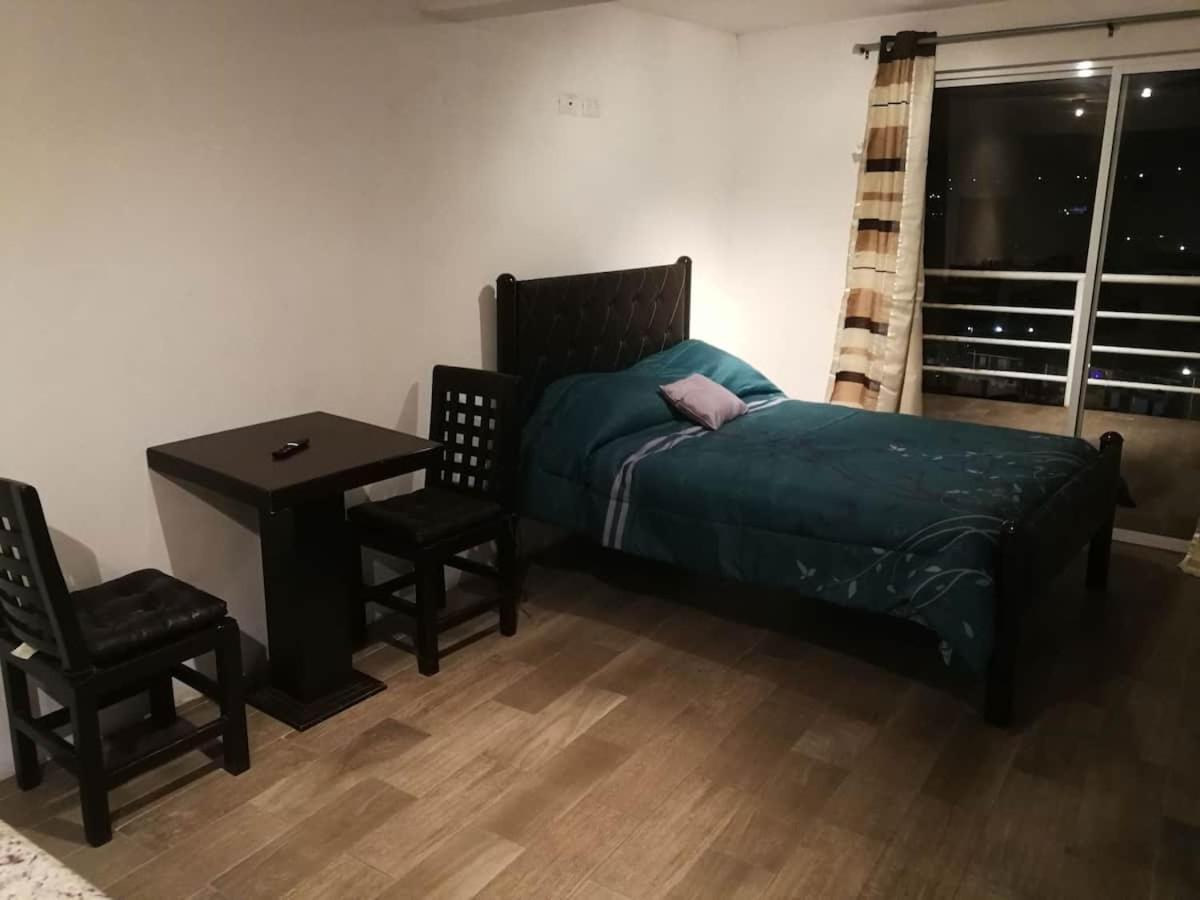 Апартаменты Exelentes Departamentos Y Lofts En El Centro De La Ciudad De Тесьютлан Экстерьер фото